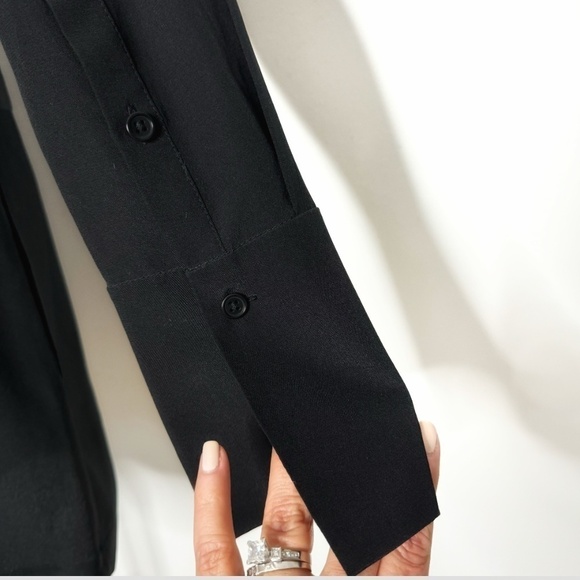 Diane Von Furstenberg Romper Silk Black Faux Wrap Style Shorts Romper Belted 12 - Picture 10 of 12